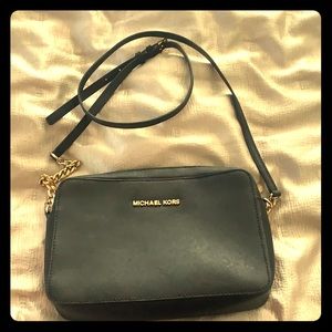 Michael Kors Jet Set Cross Body
